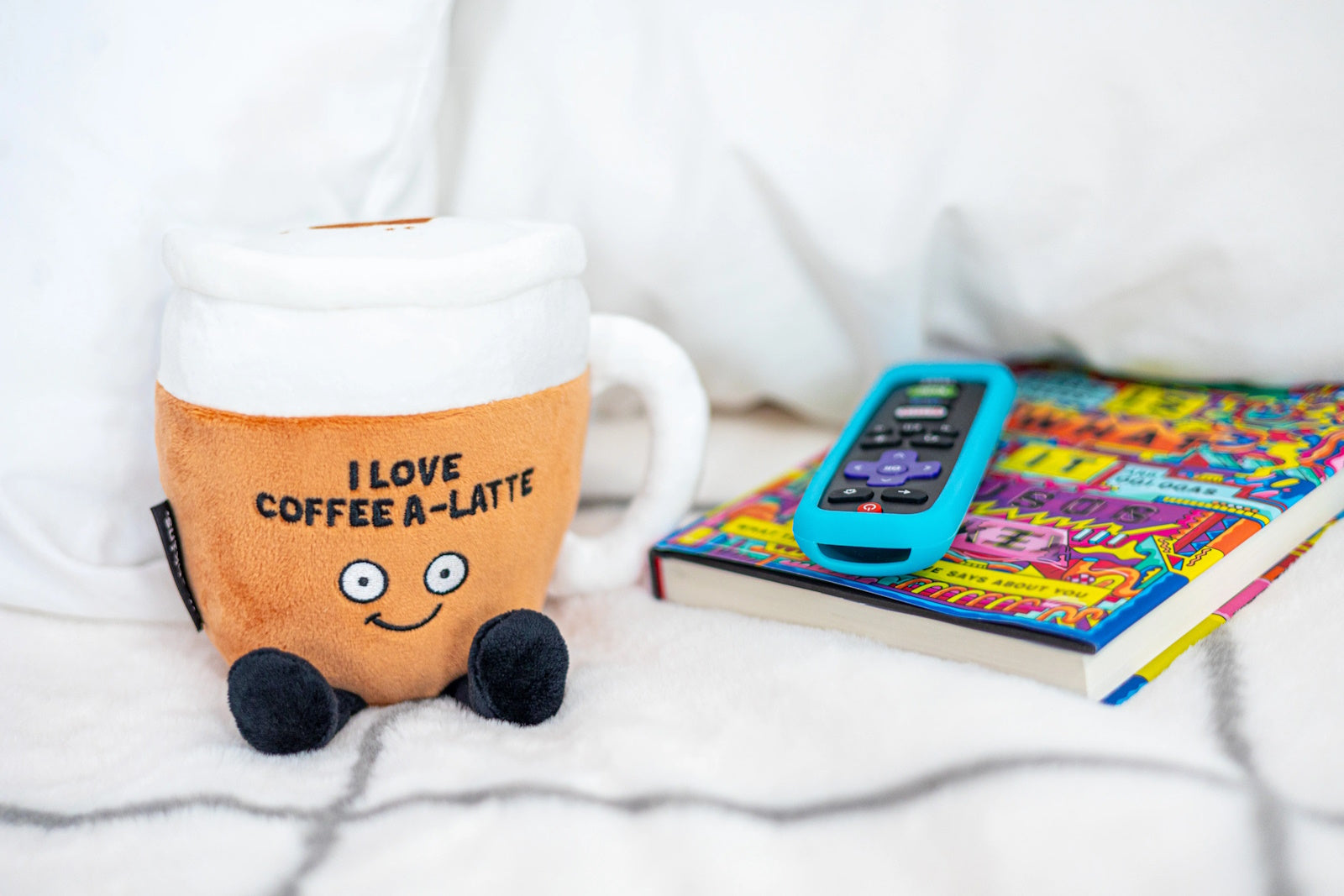 Punchkins Plush Χαρούμενο Φλυτζανάκι Καφέ Λούτρινο – "I Love Coffee A-Latte!"