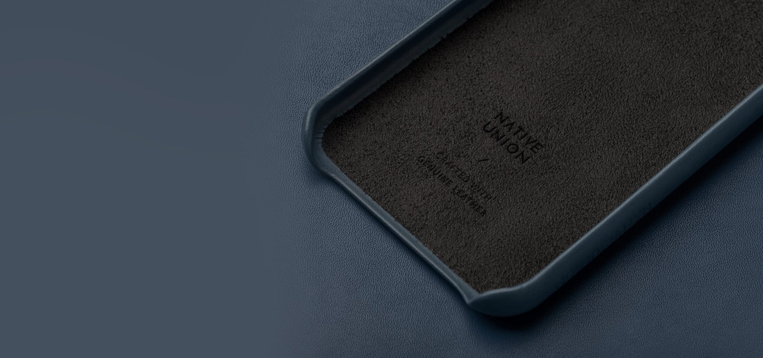 Native Union Clic Card Δερμάτινη Θήκη προστασίας για Apple iPhone 11 Pro Max με υποδοχή για κάρτες – μαύρη